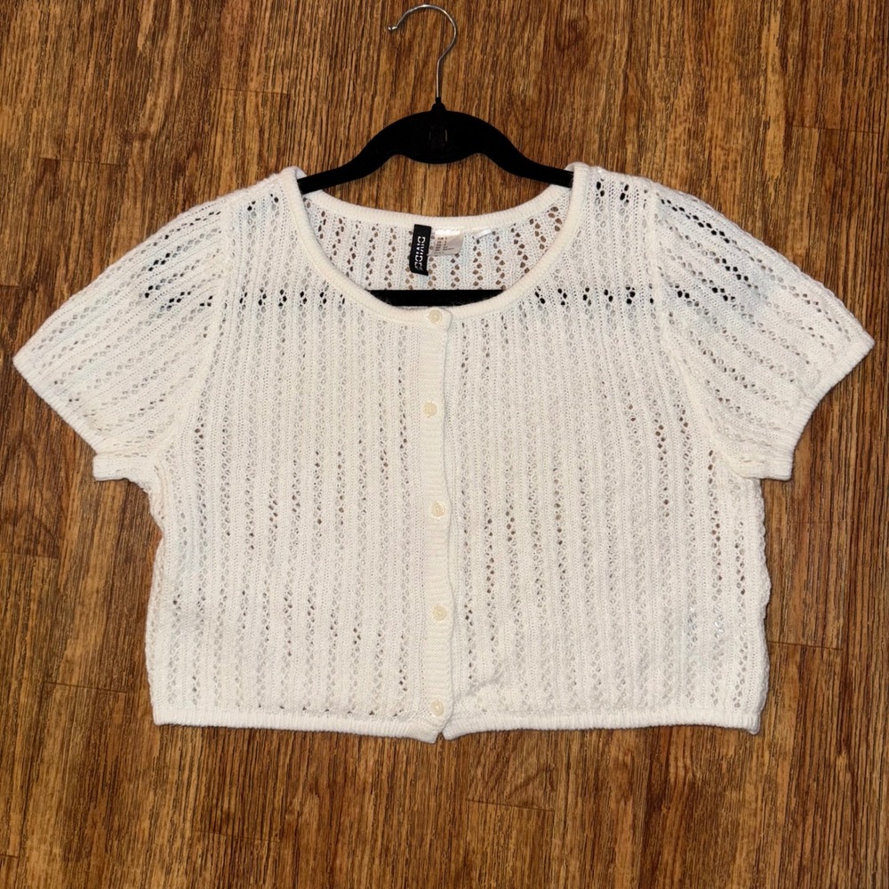 H&M Cropped Knit Cardigan White Short Sleeve Button Front Y2K Coquette Layering